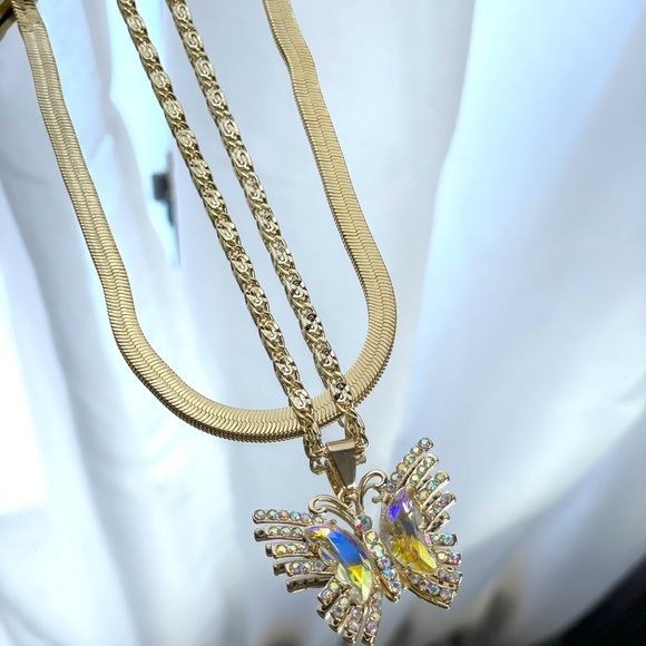 ✨Butterfly Layered Necklace - Picture 2 of 2